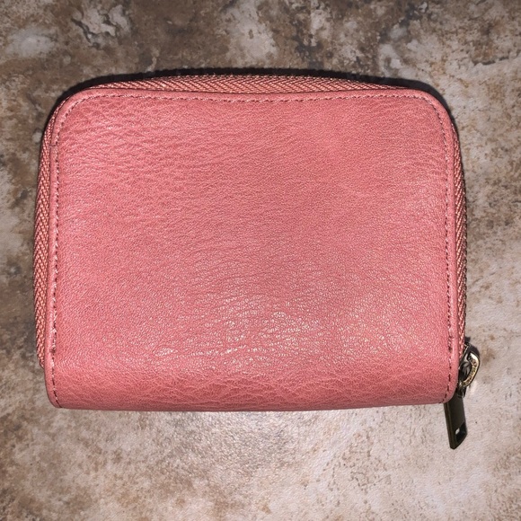 Universal Thread Wallet - Picture 2 of 4